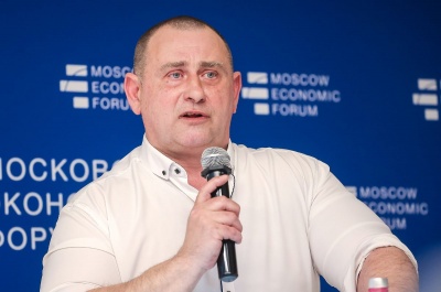 Максим Калашников