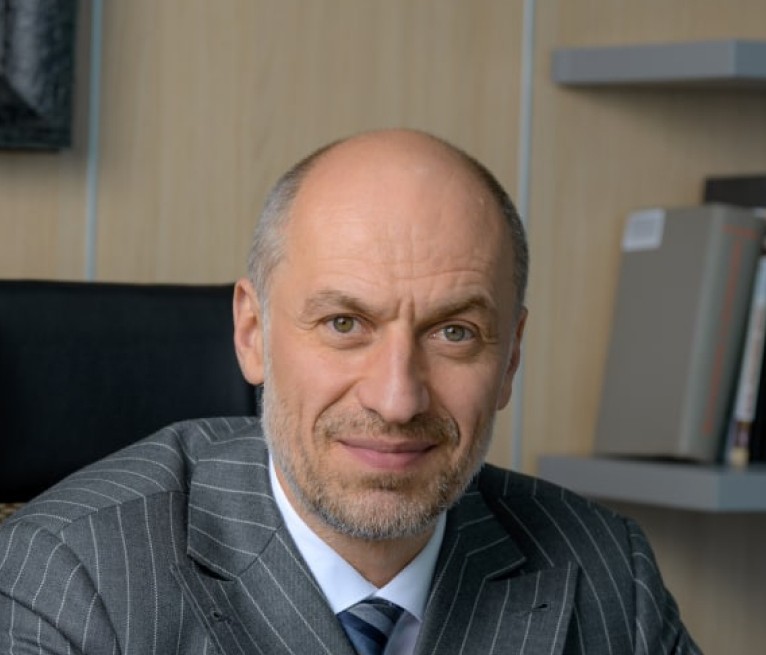 Святослав Капустин